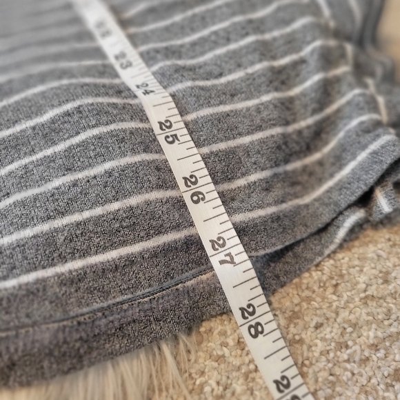 Aerie "Just Add Leggings" Knit Tunic Top with Side Ruffle sz S - Picture 7 of 7